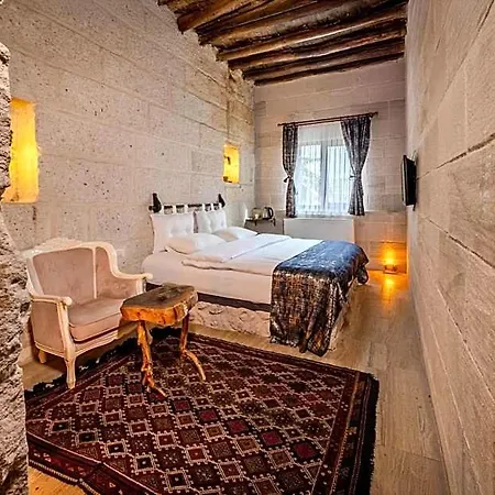 Saliche Cave 5*