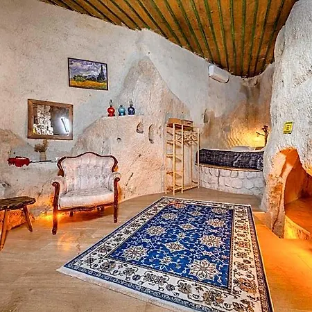 Saliche Cave 5*